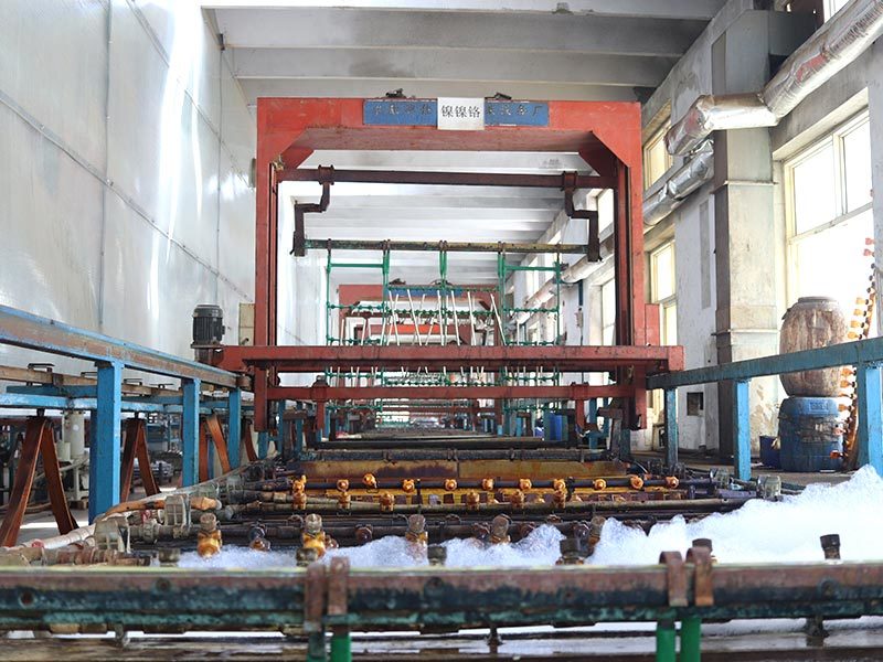 鎳鎳鉻電鍍自動生產(chǎn)線1線